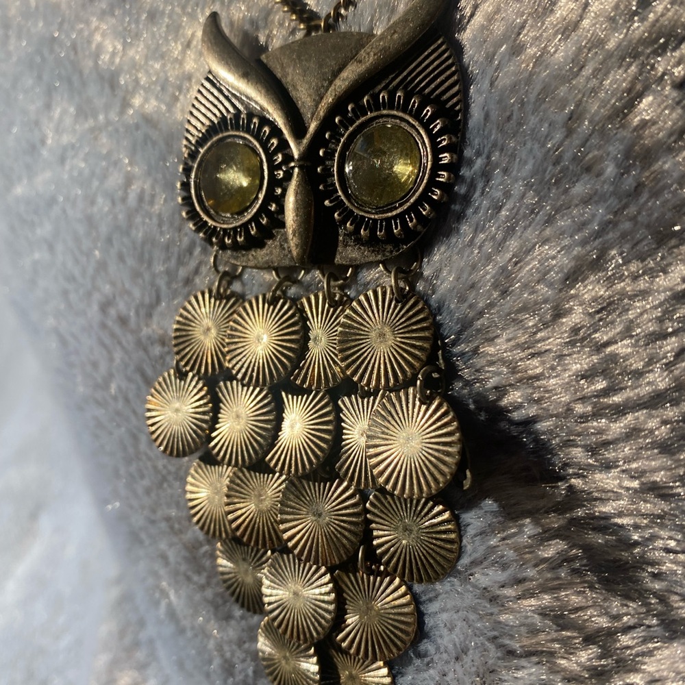 Vintage style Owl necklace